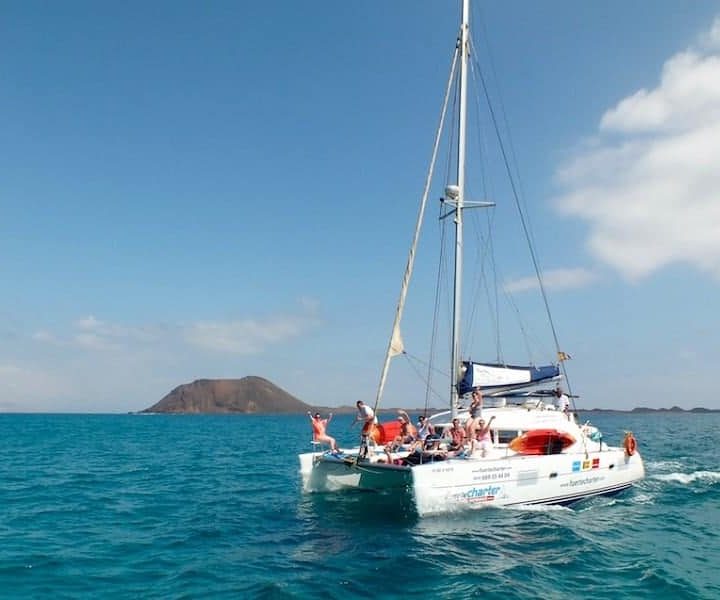 barco a isla de lobos