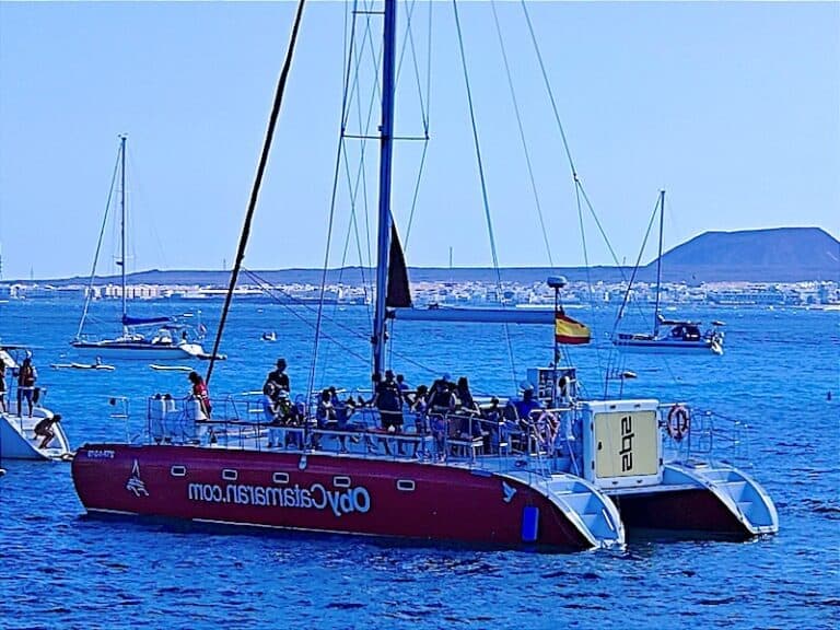Katamaran-Tour zur Insel Lobos mit Inselbesuch