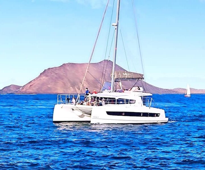 excursion catamaran Corralejo Lobos