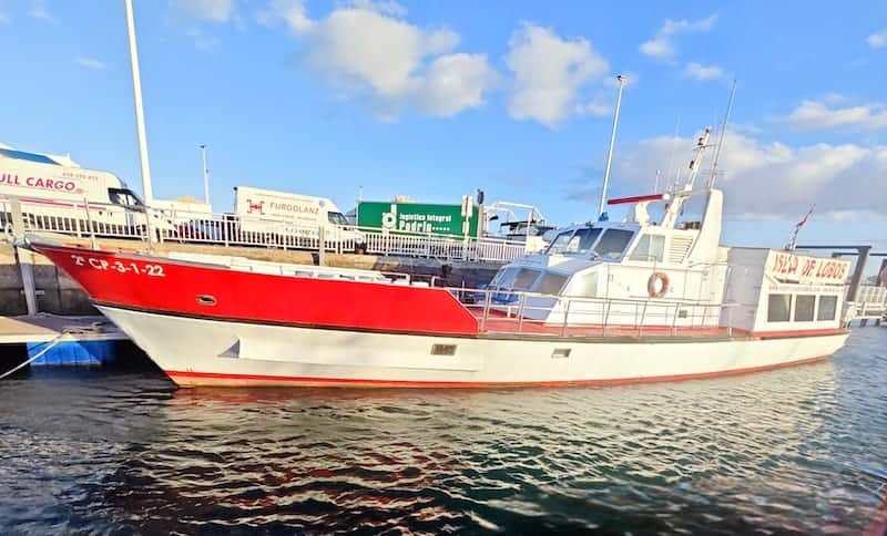 ferry barco isla de lobos